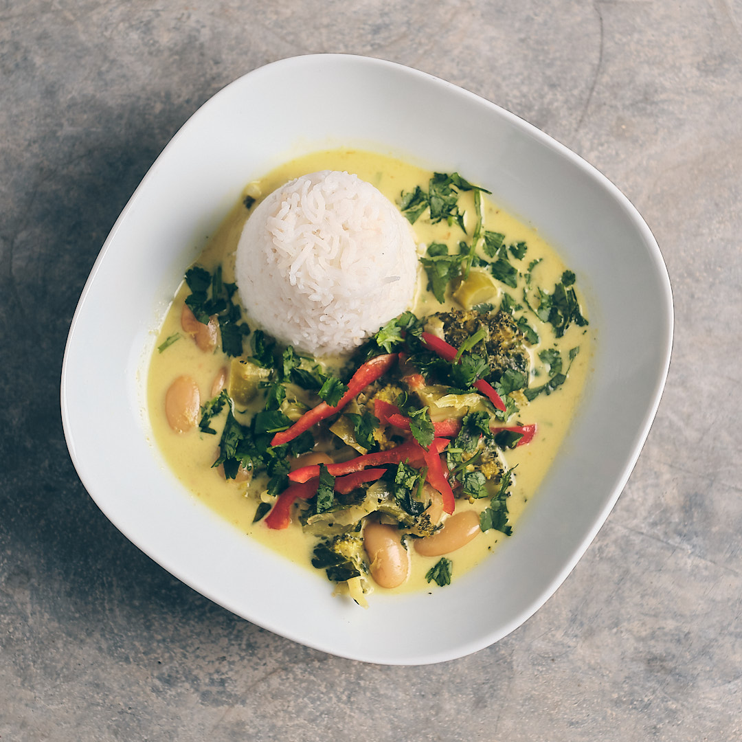 Grünes Curry mit Spinat